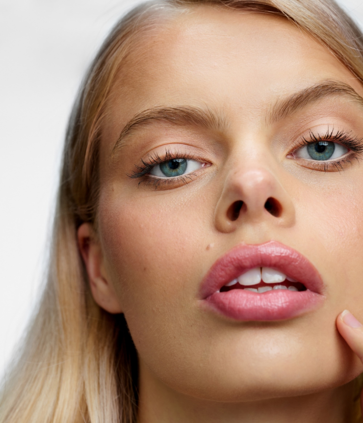 RADIANT TOUCH CONCEALER 20W